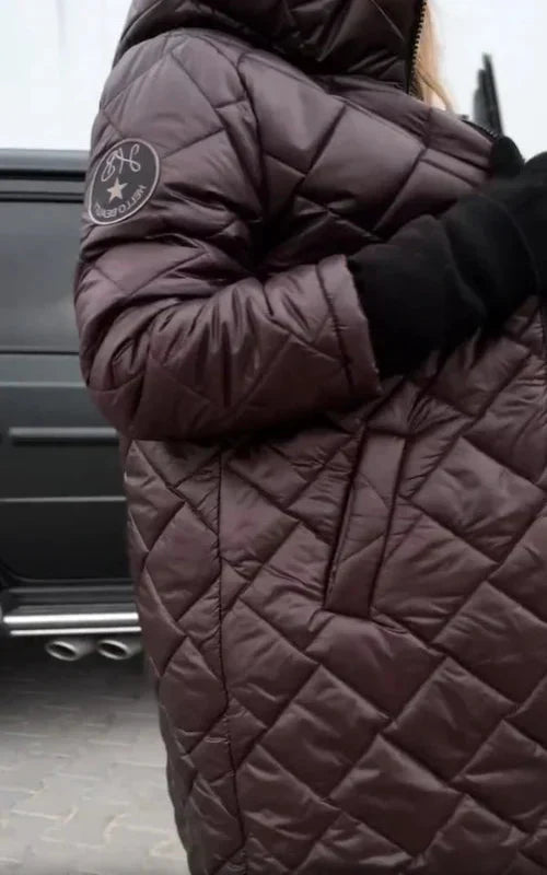 Bogna | Kapucnis steppelt pehelykabát